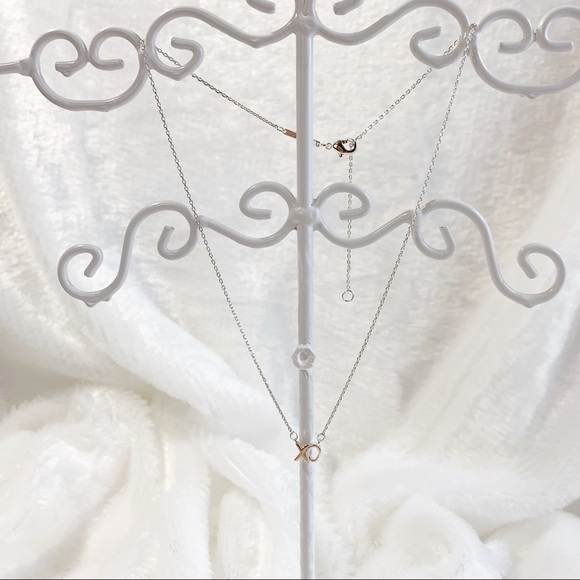 New without tags Unwritten xo silver necklace - Picture 2 of 4